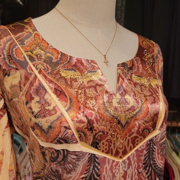 ONEWORLD ♡ Gorgeous Orange|Redish|Black|Tan Graphic Embellished Babydoll Top PL - Picture 6 of 17